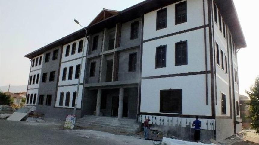 Germencik Belediyesi Yeni Hizmet Binasına Kavuşuyor