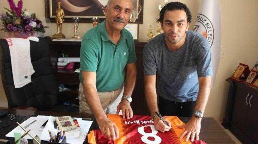 Sel&ccedil;uk İnan Memleketi Hatay&rsquo;da