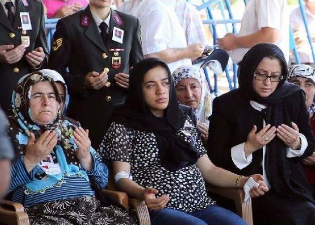 Hdp'li Celal Doğan'ın Adı Bulvardan Silinecek Şehit Astsubay Nane'nin Adı Yazılacak