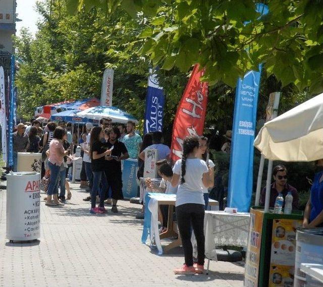 Eskişehir’de Üniversite Kaydını Yaptıran Öğrenciler Yerleşmeye Başladı