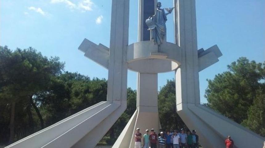 Yozgatlı Gen&ccedil;ler Edirne&rsquo;yi Gezdi