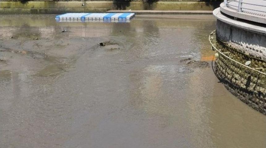 Porsuk &Ccedil;ayı&rsquo;nın Kapakları Bakım İ&ccedil;in A&ccedil;ılınca Su Seviyesi D&uuml;şt&uuml;