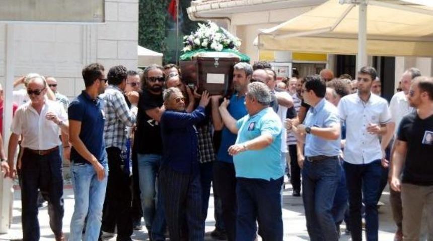 Akıncı G&ouml;zyaşlarıyla Uğurlandı