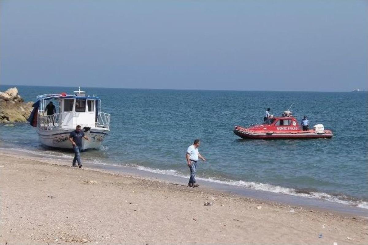 Suriyeli G&ouml;&ccedil;menler "burası İtalya" Denilerek Mersin Sahiline Bırakıldı