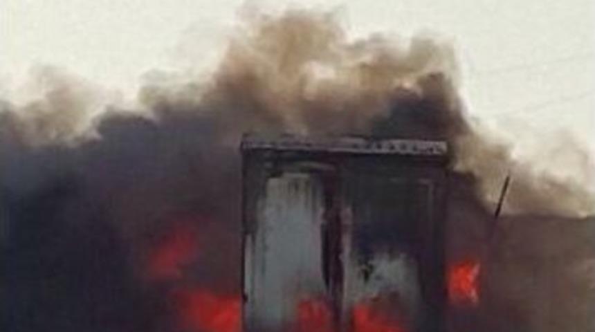 Pkk&rsquo;lılar Tend&uuml;rek&rsquo;te Ara&ccedil; Yaktı
