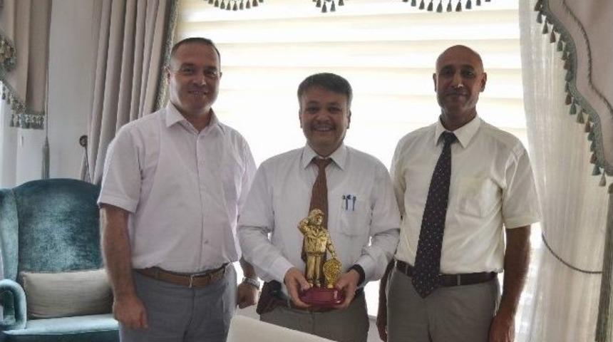 Emniyet M&uuml;d&uuml;rl&uuml;ğ&uuml;nde Veda Yemeği