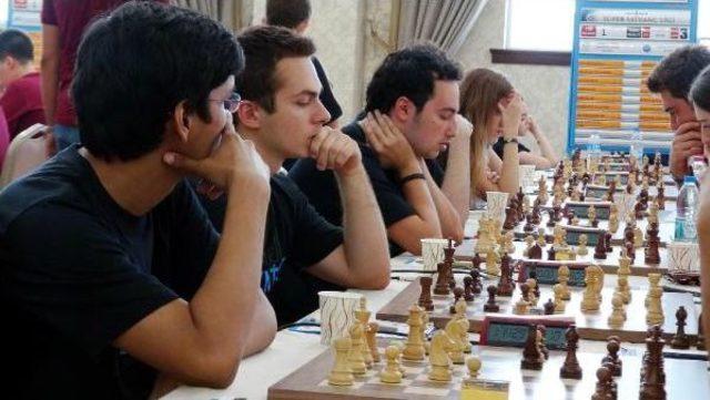 T&uuml;rkiye İş Bankası Satran&ccedil; S&uuml;per Ligi Kocaeli de Başladı 1