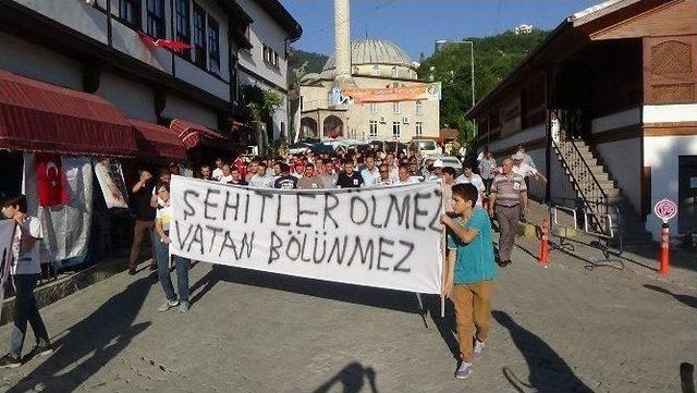 Bolu’da Şehit Ziya Sarpkaya’yı Anma Yürüyüşü 1