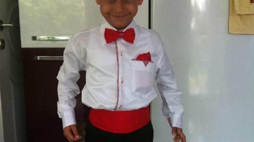 &Uuml;zerine &Ccedil;aydanlık Devrilen &Ccedil;ocuk &Ouml;ld&uuml;