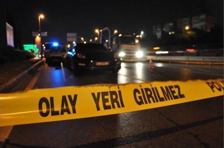 E-5’te Seyir Halindeki Lüks Otomobile Silahlı Saldırı G1