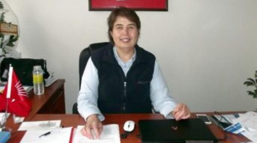 Vali&rsquo;yi &rsquo;eleştirirken&rsquo;, K&uuml;tahya&rsquo;yı Da &rsquo;ka&ccedil;ak Şehir&rsquo; Olarak İlan Etti