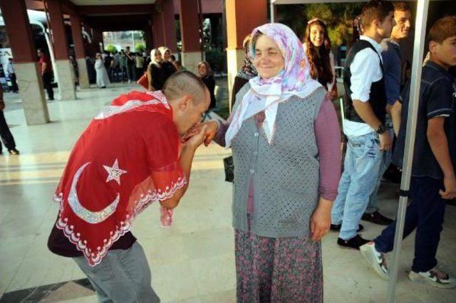 Tokat'ta 'kınalı Kuzular' Birliklerine Uğurlandı