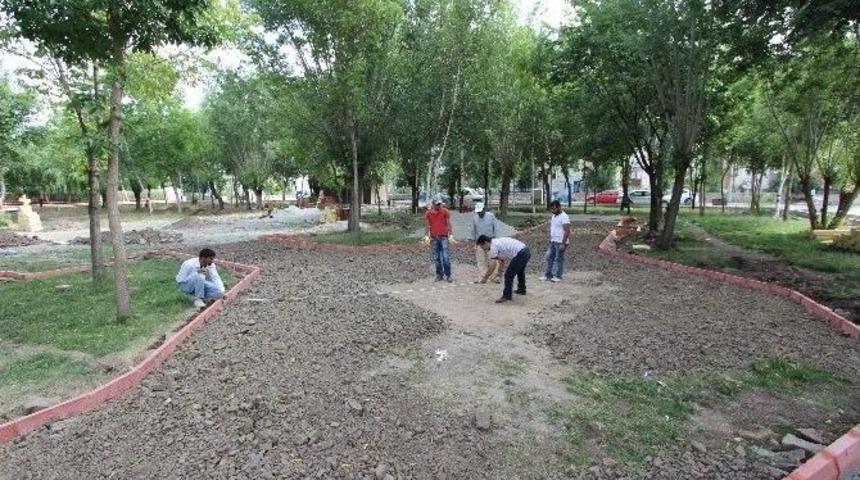 Aziziye&rsquo;ye 5 Yeni Park