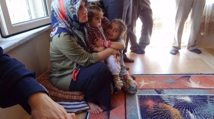 Estp&rsquo;den Ka&ccedil;ırılan Polisin Eşi Ve Babasına Ziyaret