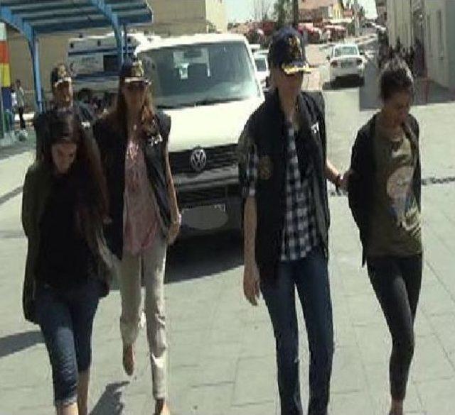 Konya da Pkk Operasyonu: 2 si Kadın 5 G&ouml;zaltı 3