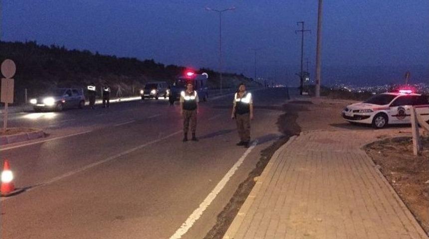 İzmit Jandarması Denetimlerini S&uuml;rd&uuml;r&uuml;yor