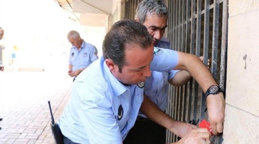 Ruhsatsız 2 İş Yeri M&uuml;h&uuml;rledi