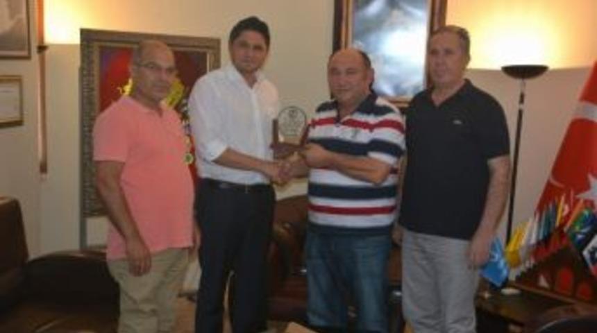 K&uuml;&ccedil;&uuml;k Sanayici Temsilcilerinden Başkan Acar&rsquo;a Teşekk&uuml;r Ziyareti