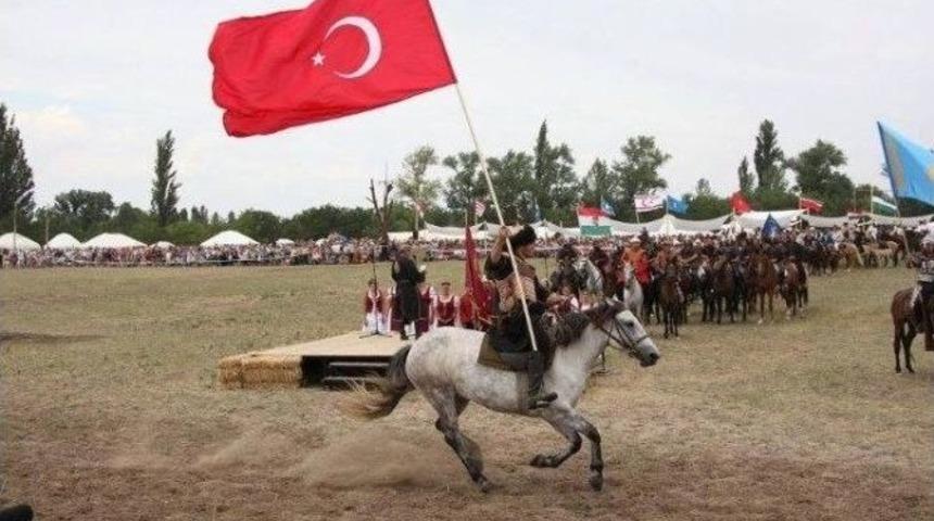 Y&ouml;r&uuml;kler Burhaniye&rsquo;de Buluşuyor