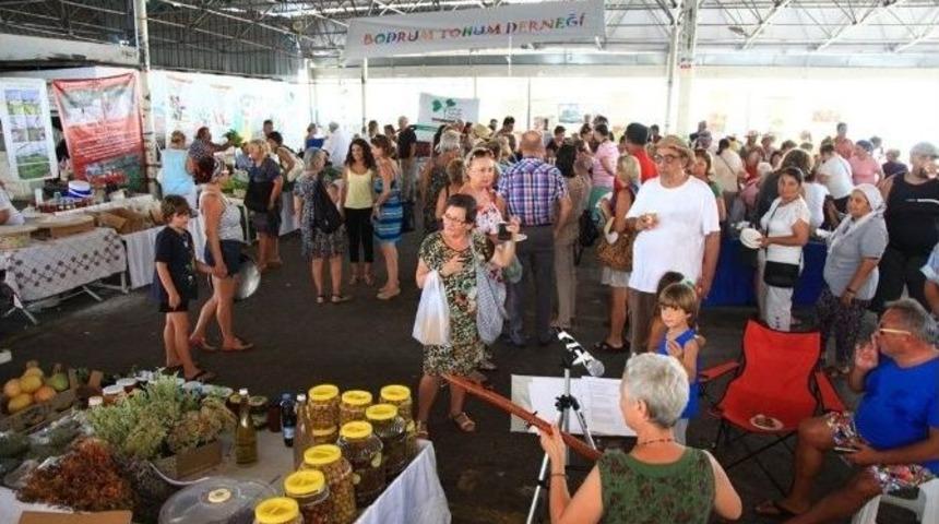 Bodrum &Uuml;retici Pazarı Birinci Yaşını Kutladı
