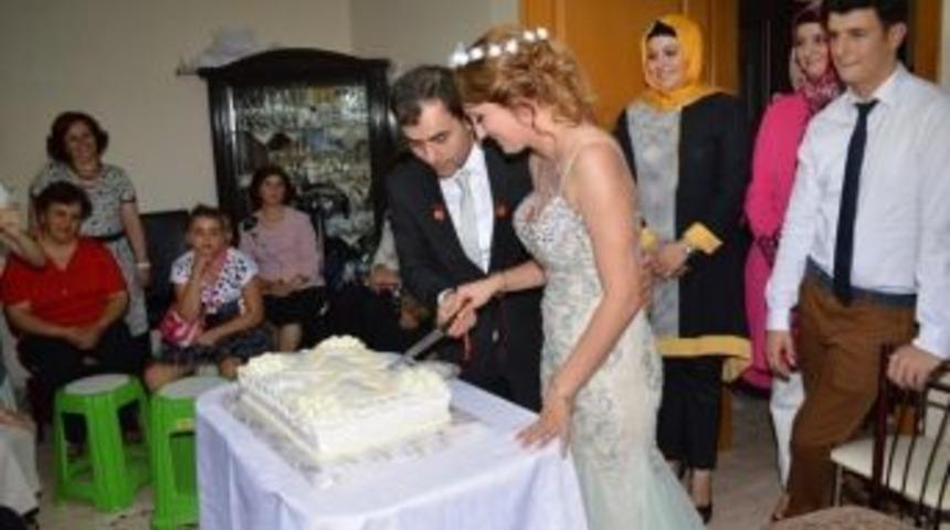 Burhaniye B&ouml;yle D&uuml;ğ&uuml;n G&ouml;rmedi