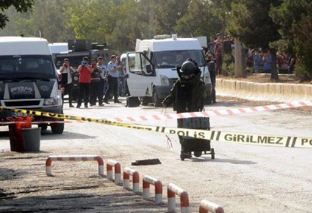 Midyat’Ta Şüpheli Paket Fünye Ile Patlatıldı 1