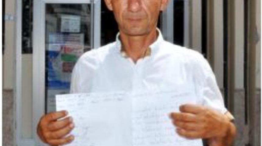 Oğlunu Isıran K&ouml;peğin Uzaklaştırılması I&ccedil;in Imza Topladı