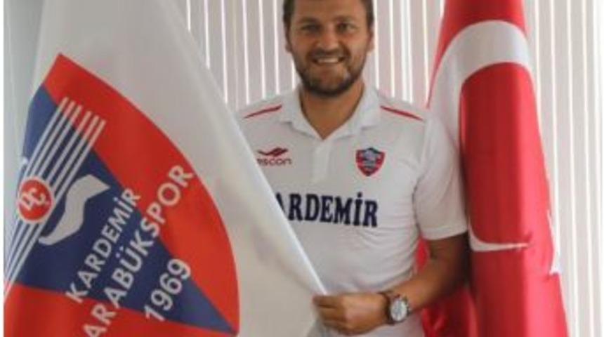 Kardemir Karab&uuml;kspor Muhammet Reis'i Transfer Etti