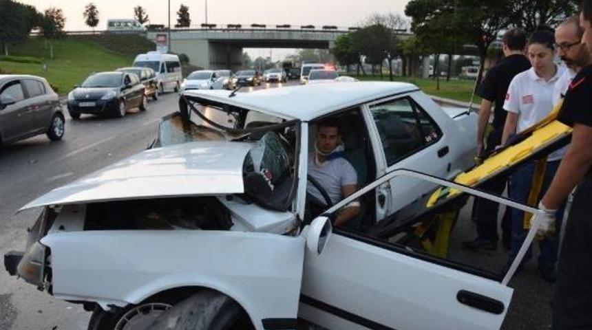 Hurdaya D&ouml;nen Ara&ccedil;tan Itfaiye &Ccedil;ıkardı