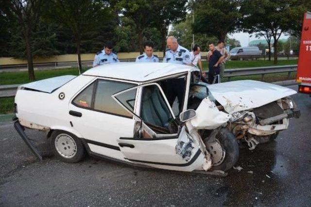 Hurdaya Dönen Araçtan Itfaiye Çıkardı