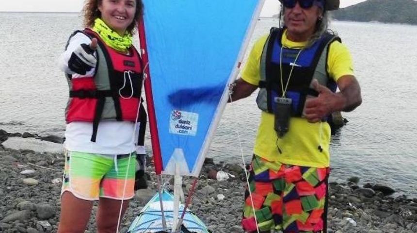 Sadun Boro Anısına Deniz Kayağı Ile Marmaris'ten Antalya'ya Geldi