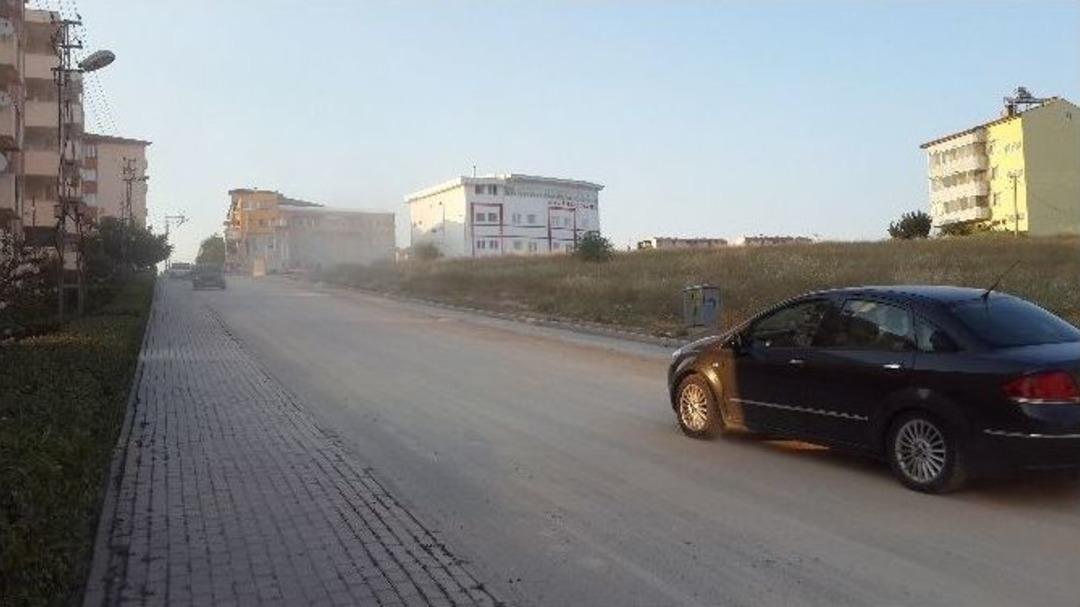 Mahalle Araları Tozdan Ge&ccedil;ilmiyor