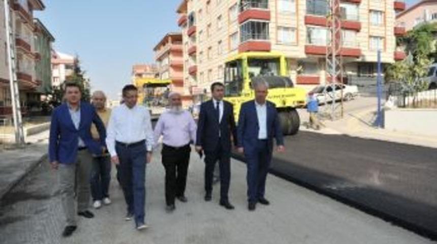 Altındağ Belediyesi Asfalt Ekipleri &Ccedil;amlık Mahallesi&rsquo;nde