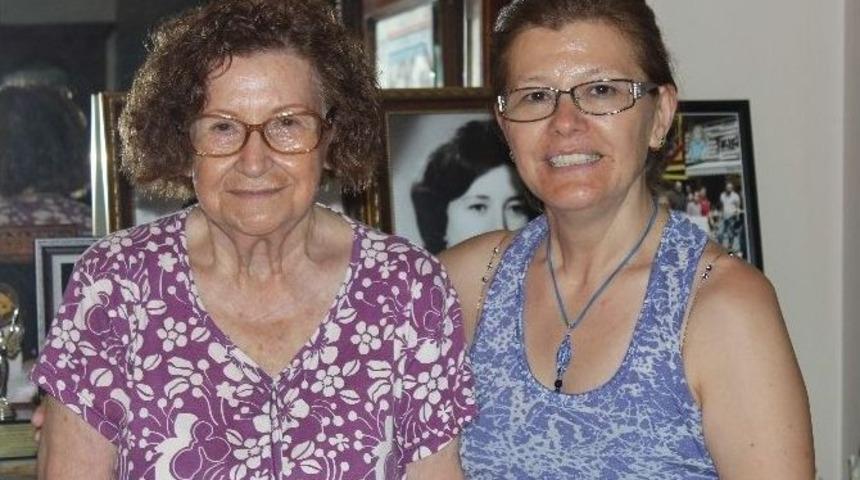 Eskişehir Tev&rsquo;den Toplum G&ouml;n&uuml;ll&uuml;s&uuml; Aysel Bayramoğlu&rsquo;na Ziyaret