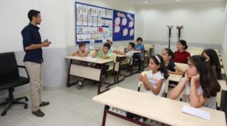 Bilgievlerinde, Yabancı Dil Kampı Başladı