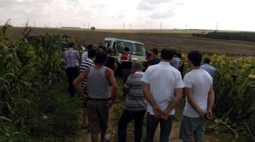 Baba İle Oğlun Tarlada Ş&uuml;pheli &Ouml;l&uuml;m&uuml;