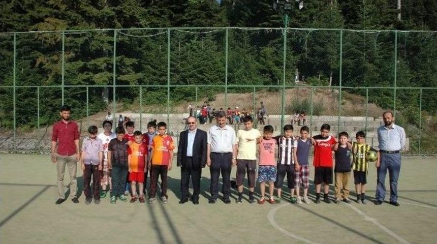 Yaz Kur&rsquo;an Kurslarında Futbol Ş&ouml;leni Başladı