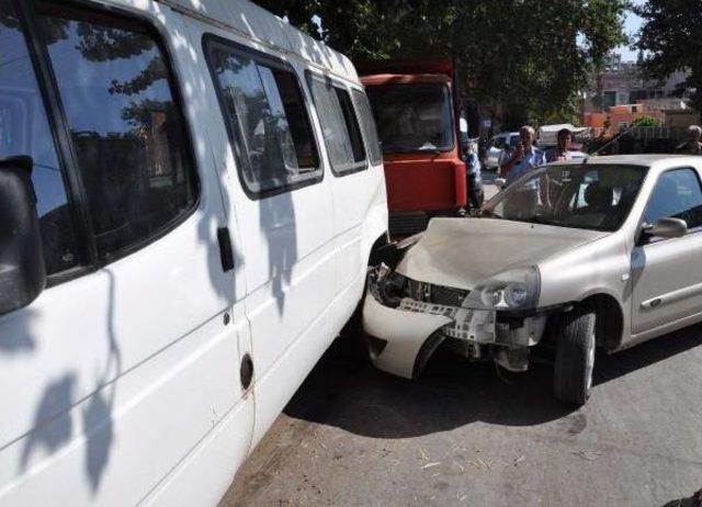 İslahiye'de Zincirleme Kaza: 1 Yaralı