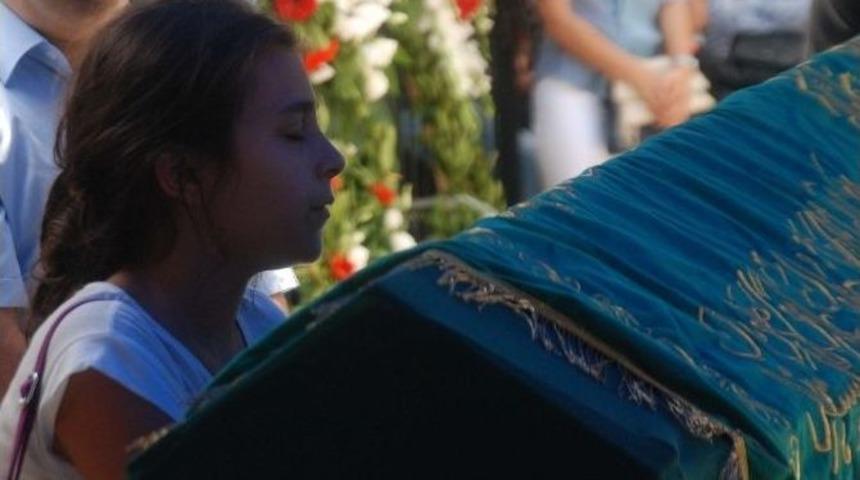 Minik Tanzel Son Yolculuğuna Uğurlandı