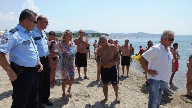 Vatandaşlar Sahildeki Tatbikatı Gerçek Sandı 1