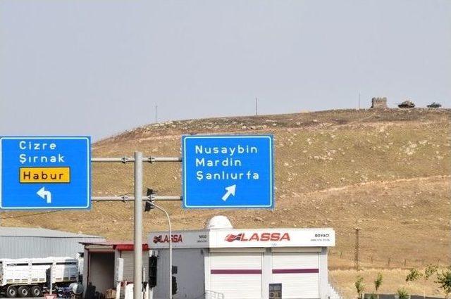 Cizre’de Suriye Sınırına Tanklar Konuşlandırıldı