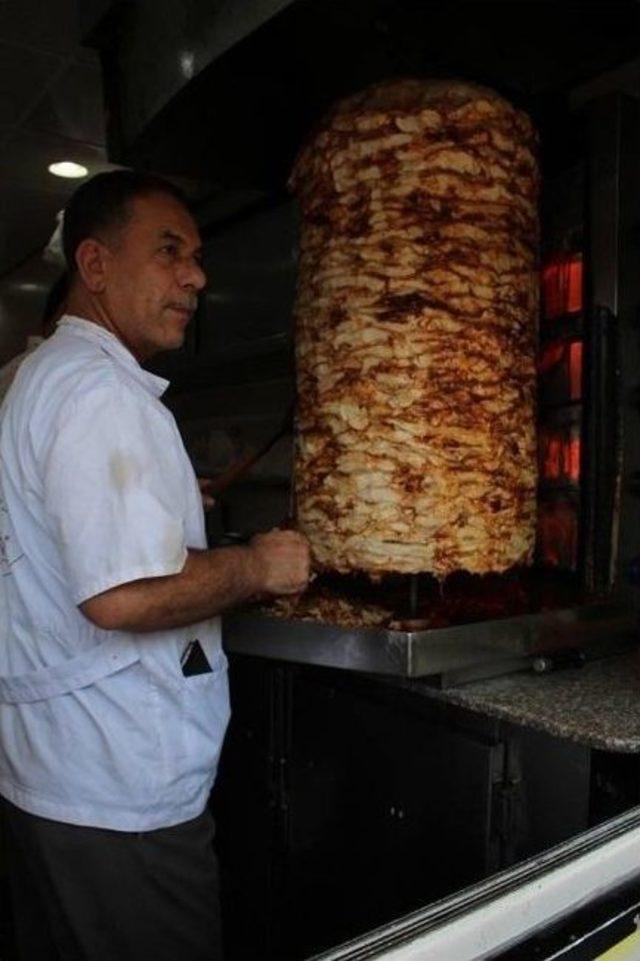 Fırıncılar Sıcak Hava Nedeniyle Sıkıntı Yaşıyor 3