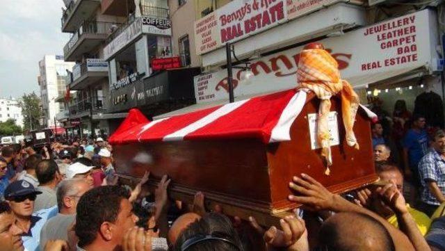 R&ouml;gar Temizliğinde Zehirlenen Iş&ccedil;iler G&ouml;zyaşlarıyla Uğurlandı 3