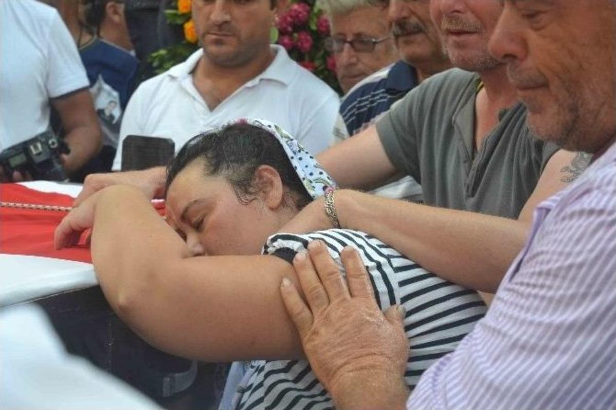Metan Gazından &Ouml;len İş&ccedil;iler Toprağa Verildi