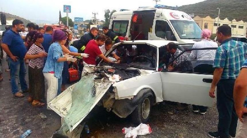 Otomobil Tır'a Arkadan &Ccedil;arptı: 1 &Ouml;l&uuml;, 6 Yaralı