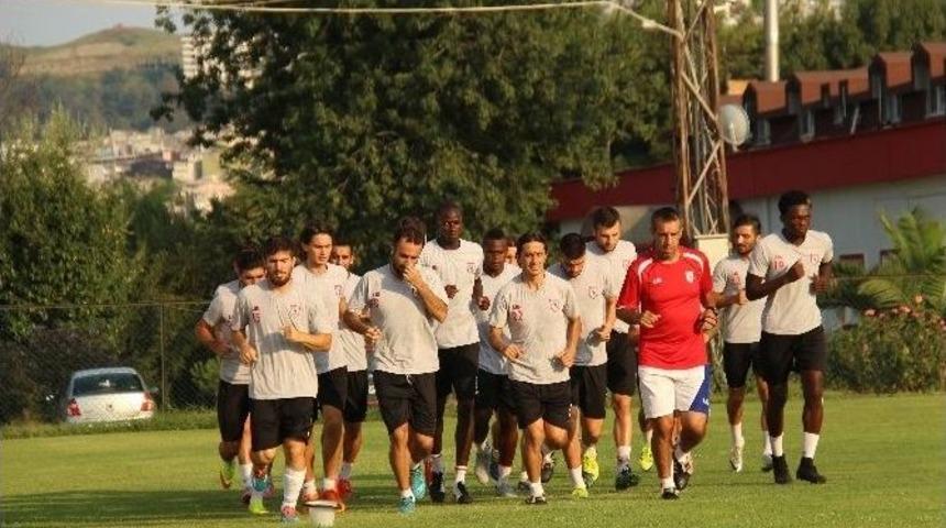 Samsunspor G&uuml;n&uuml; Tek İdmanla Ge&ccedil;irdi