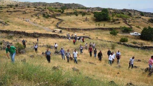 Ağrı Dağı’Nda Canlı Kalkan Eylemi 1