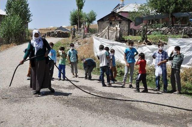 Köylülerin Enfeksiyon Korkusu