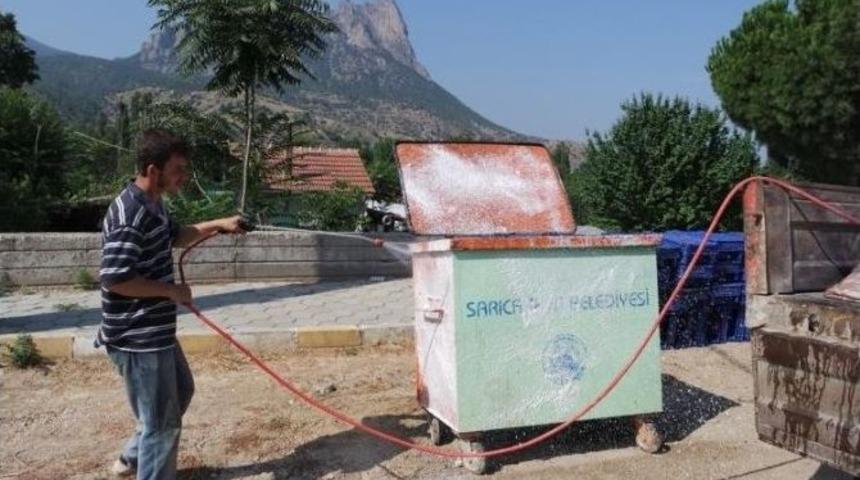 Sarıcakaya&rsquo;da &Ccedil;&ouml;p Konteynerleri Dezenfekte Ediliyor