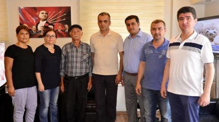 Torunlarına Sahip &Ccedil;ıkan Dedeye Chp Desteği